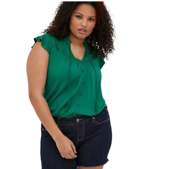 Torrid Green Sleeveless Top With Crochet Detail Sz 5X - Picture 1 of 5